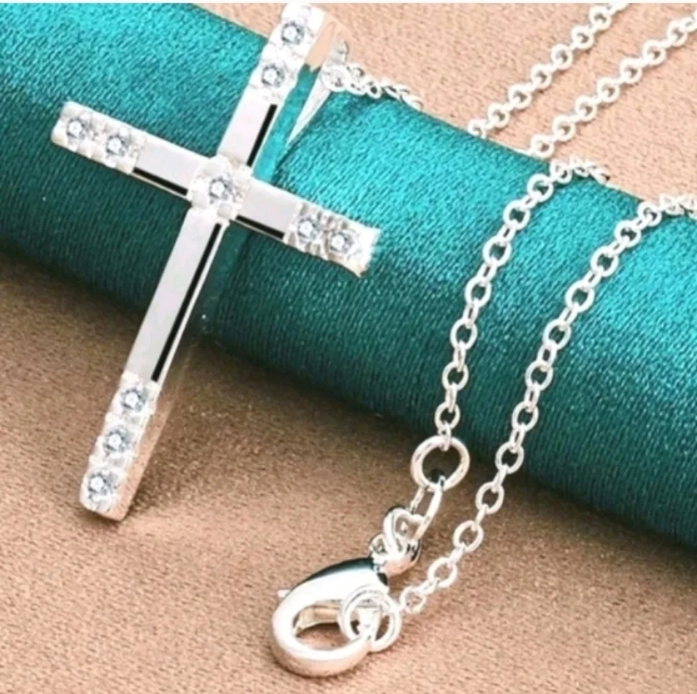 Elegant 14k Whit Gold Plated Cross Pendant Necklace 45cm